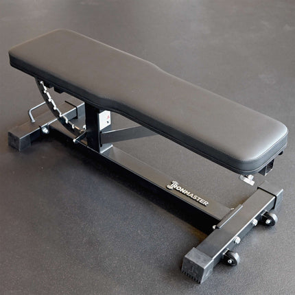 Ironmaster Super Bench Pad with dual-width grip surface